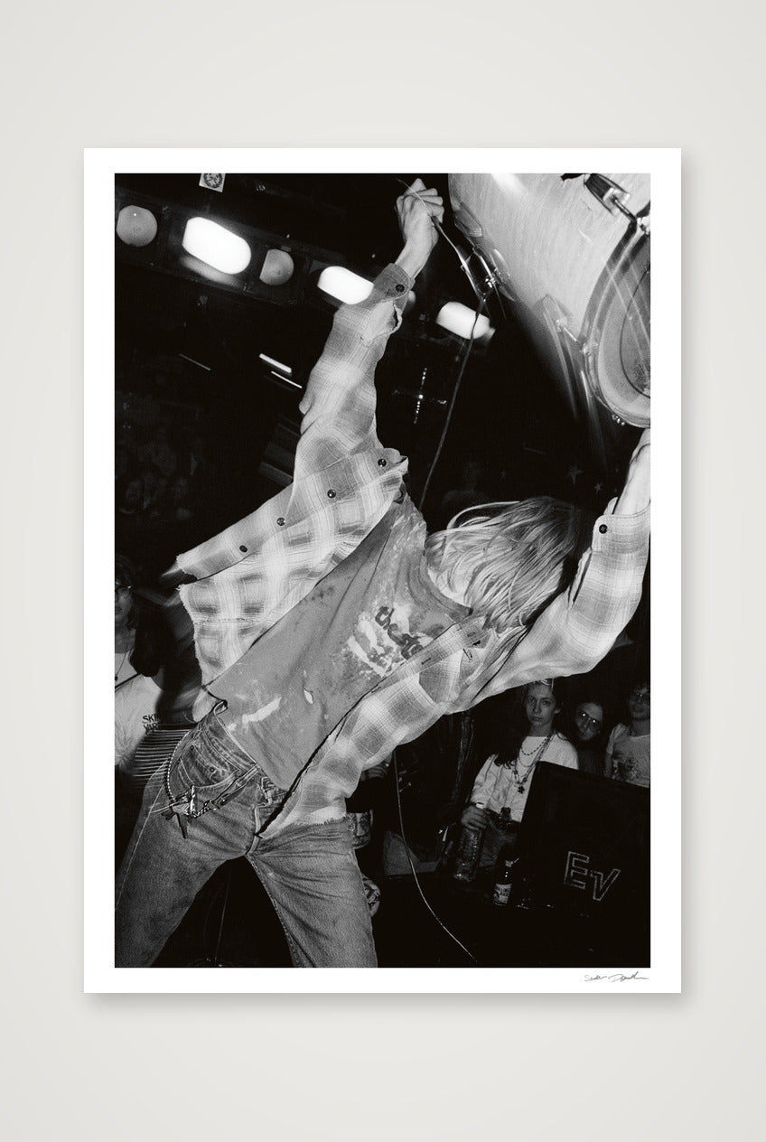 Kurt Cobain - Nirvana - Pyramid Club NYC - Breaking the Set — A1 (59×84cm, 23×33") Print only
