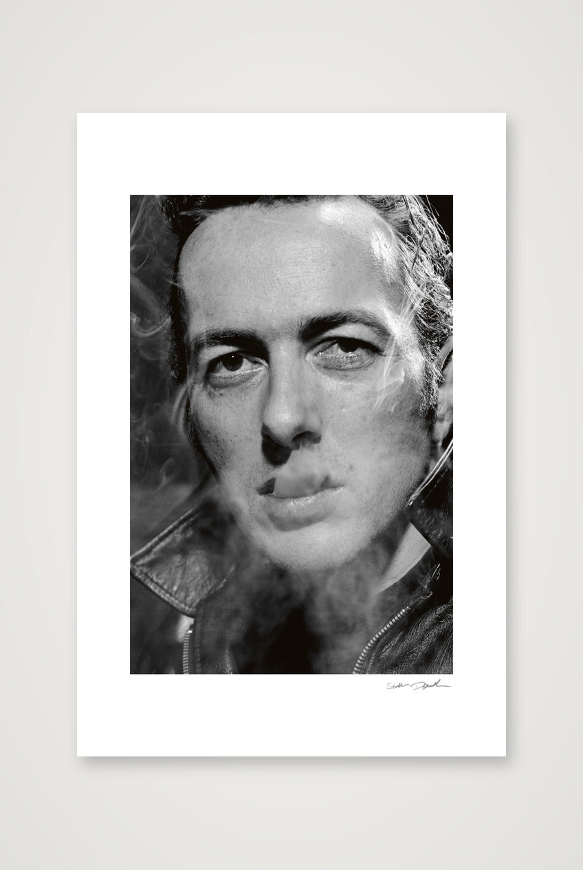 Joe Strummer - The Clash - Hollywood Close Up — 30×45cm, 12×18" Print only