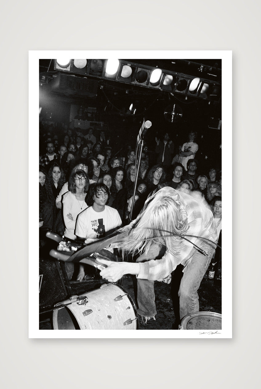 Kurt Cobain - Nirvana - Pyramid Club NYC - Taking It Out on the Kit — A1 (59×84cm, 23×33") Print only