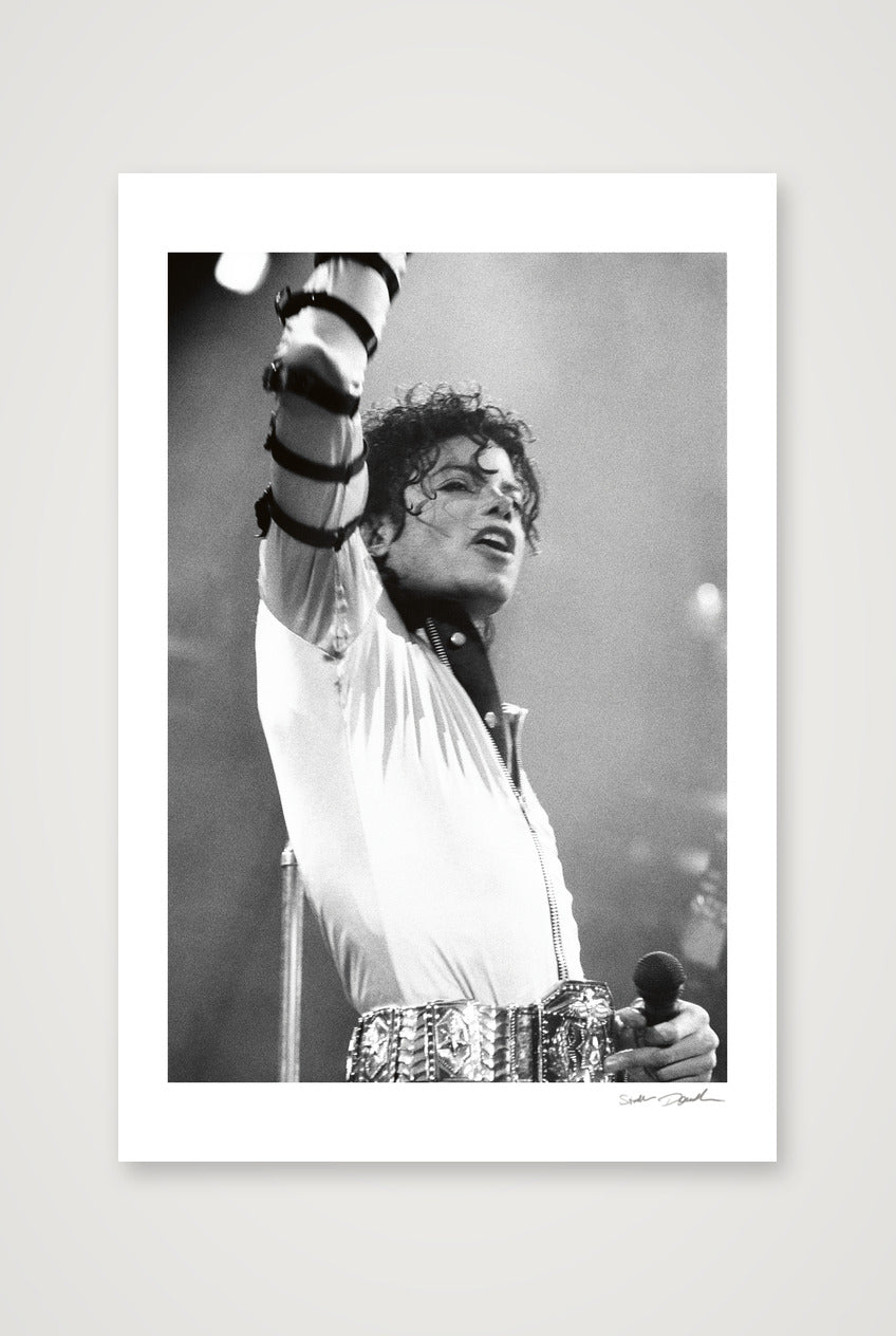 Michael Jackson - Wembley - Roll 11B Frame 11 — 40×60cm, 16×24" Print only