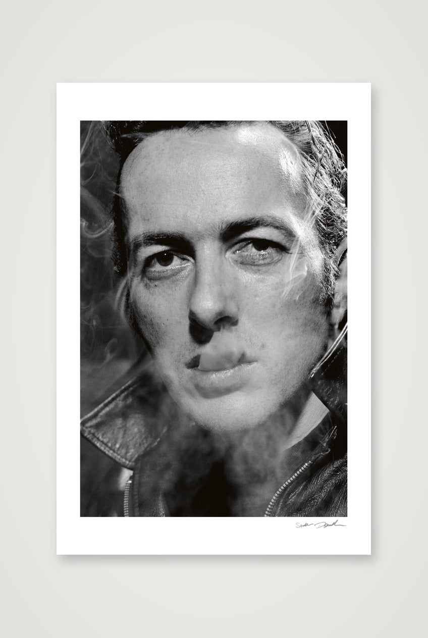  Joe Strummer - The Clash - Hollywood Close Up — 40×60cm, 16×24" Print only