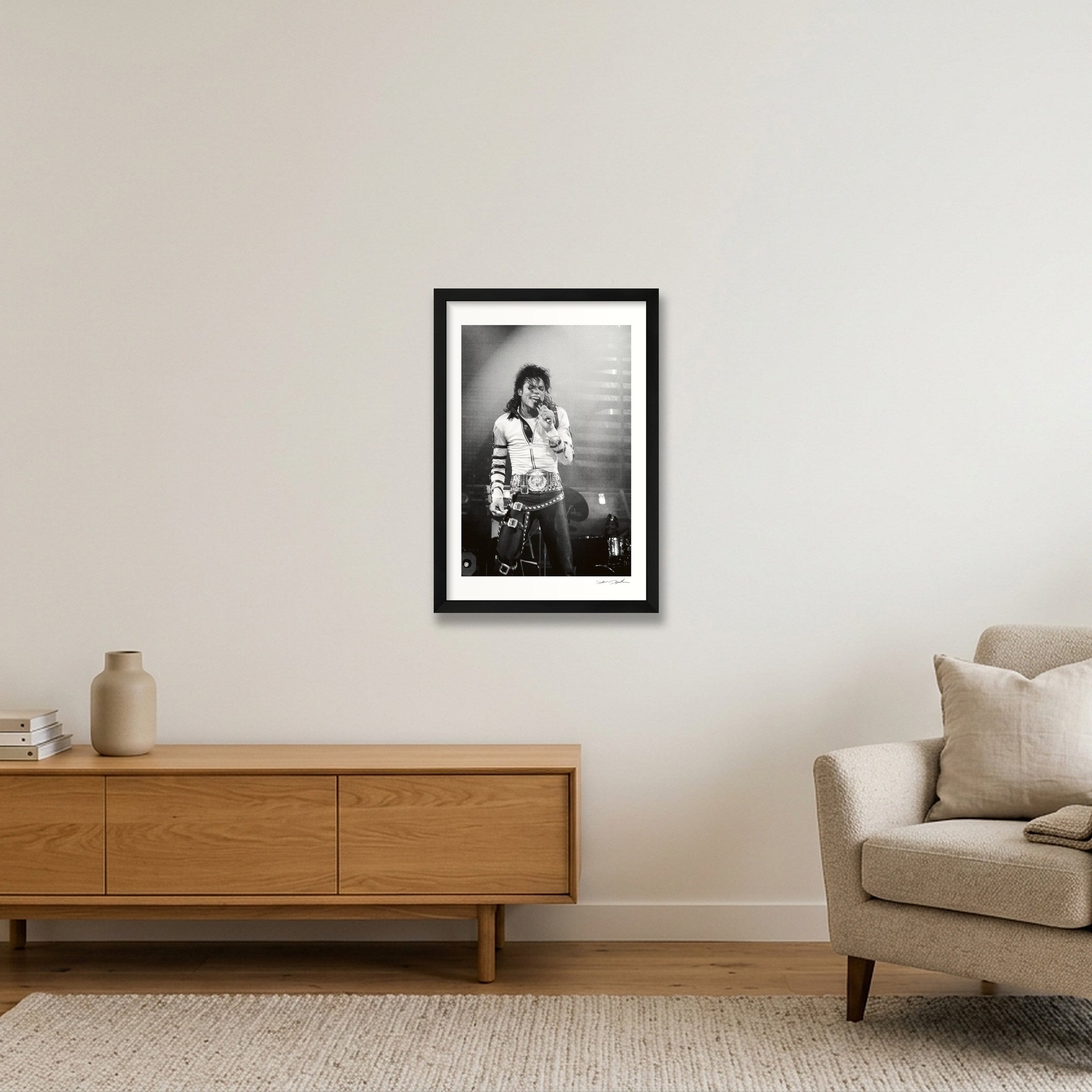 Michael Jackson - Wembley - Roll 11A Frame 31 — 30×45cm, 12×18" Black Frame