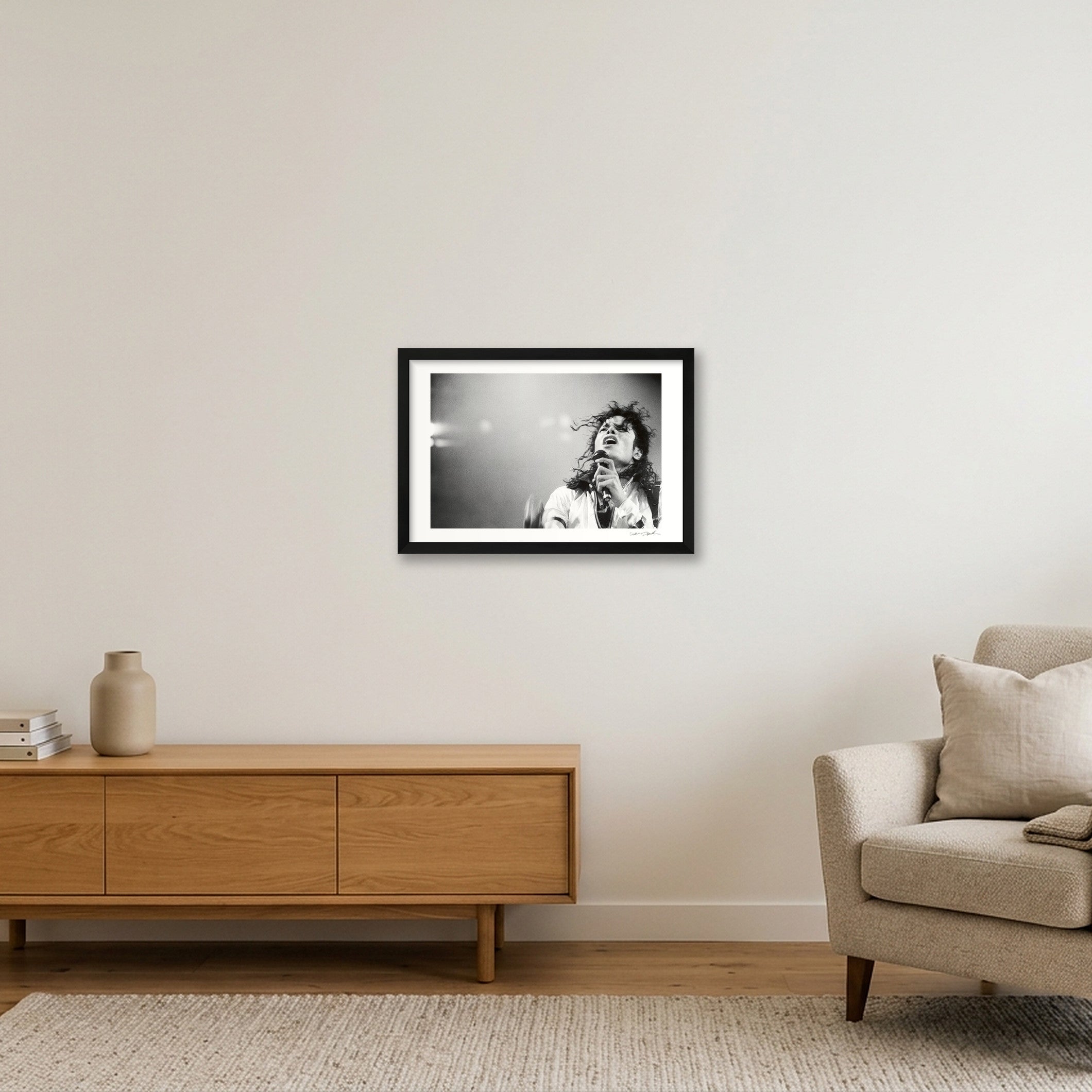 Michael Jackson - Wembley - Roll 11B Frame 33 — 45×30cm, 18×12" Black Frame