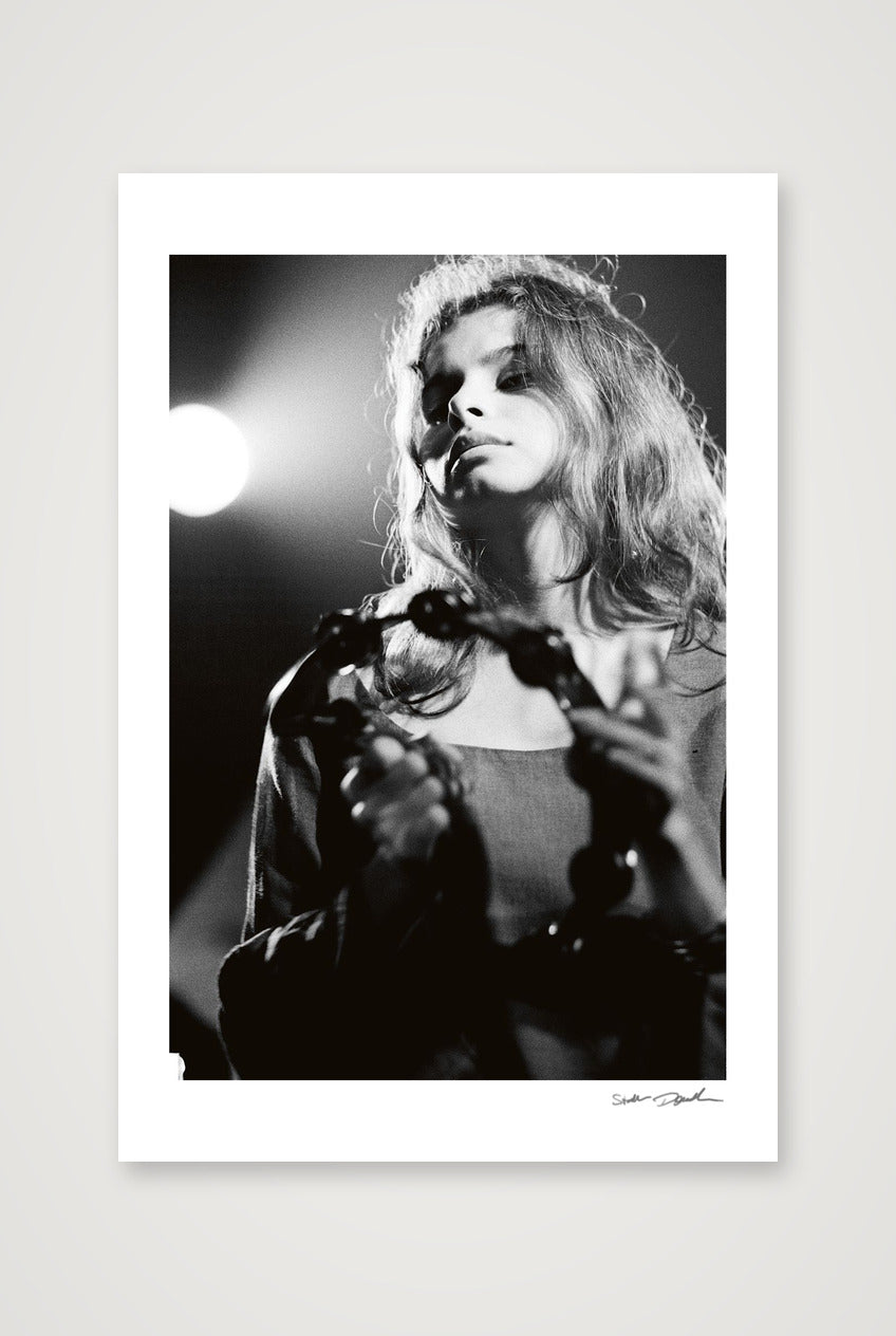 Hope Sandoval - Mazzy Star - Frame 22C 19 — 30×45cm, 12×18" Print only