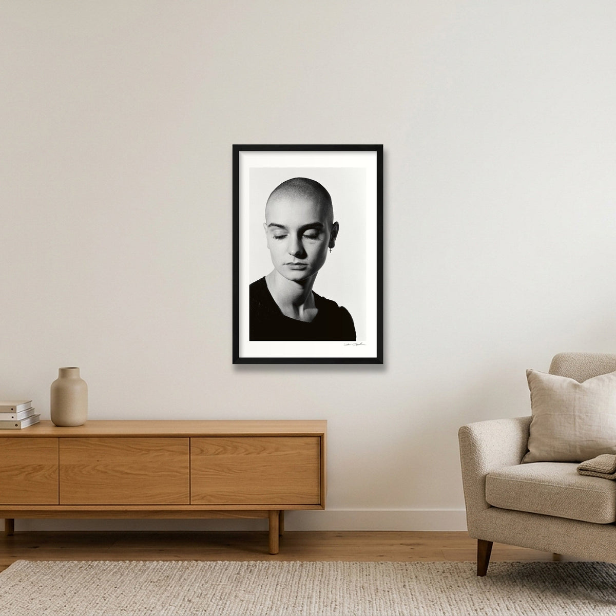 Sinead O'Connor - 1987 Hollywood Style - Look 2 — 40×60cm, 16×24" Black Frame