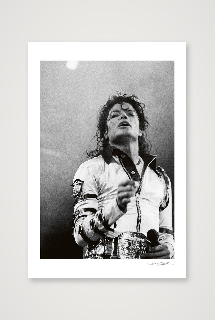 Michael Jackson - Wembley - Roll 11B Frame 9 — 30×45cm, 12×18" Print only