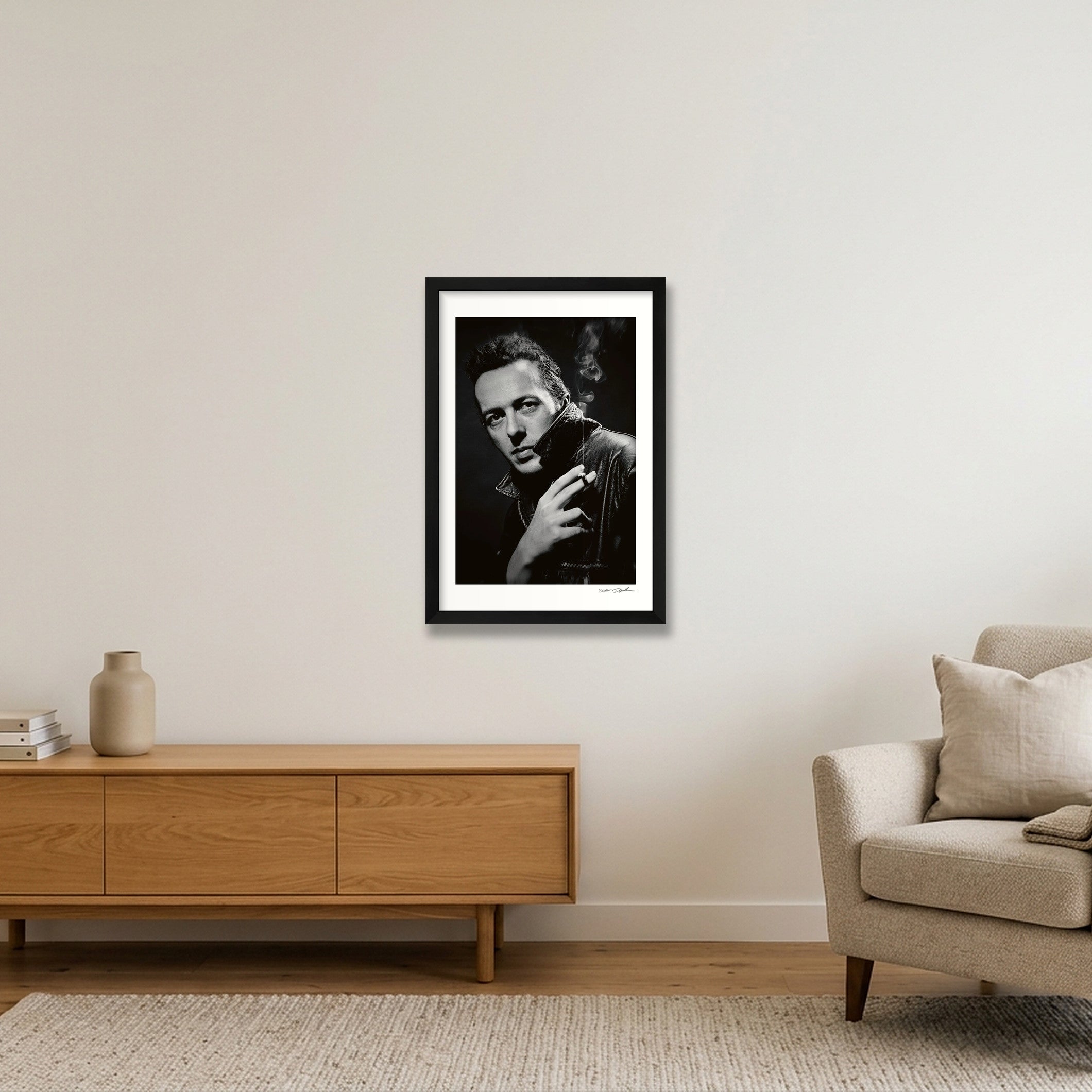  Joe Strummer - The Clash - Hollywood Pulled Back — 30×45cm, 12×18" Black Frame