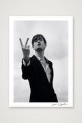 Jarvis Cocker - Pulp - V Sign - BW — A3 (30×42cm, 12×17") Print only