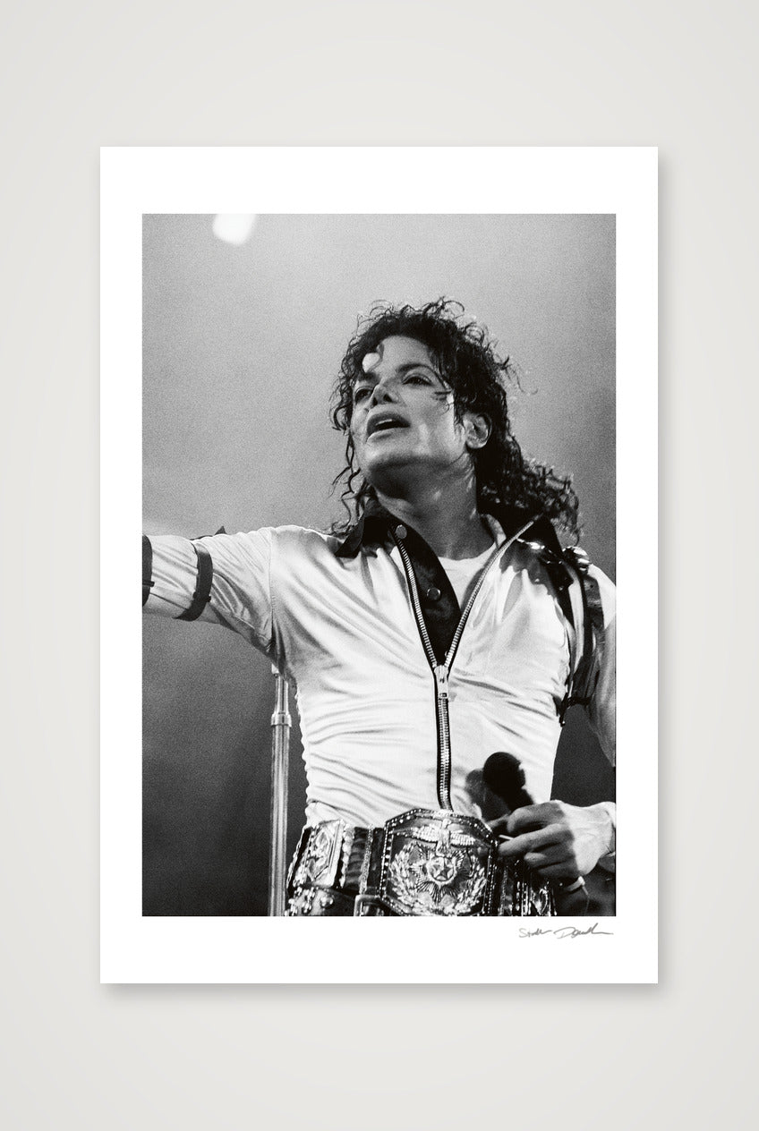 Michael Jackson - Wembley - Roll 11B Frame 10 — 30×45cm, 12×18" Print only