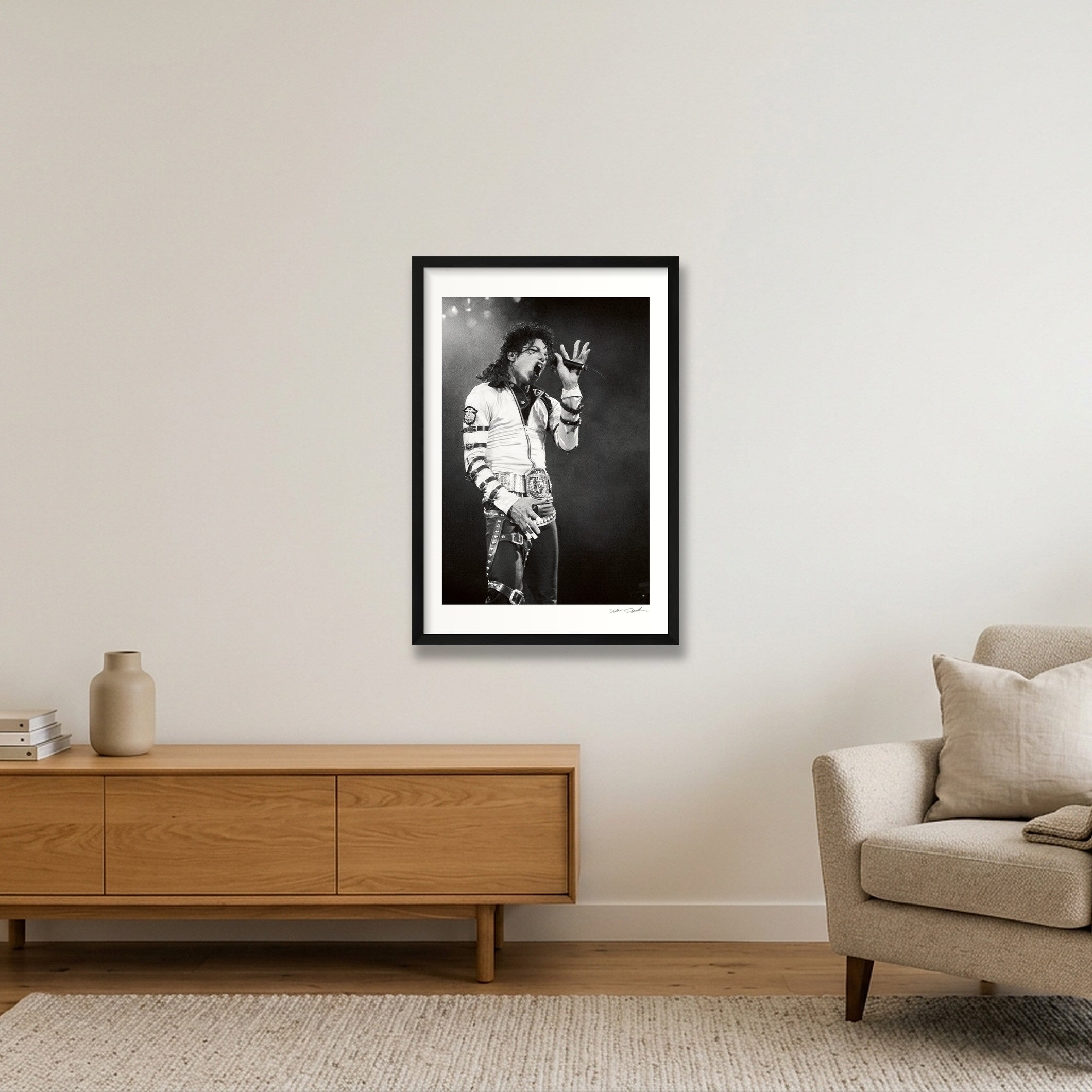 Michael Jackson - Wembley - Roll 11A Frame 19 — 40×60cm, 16×24" Black Frame