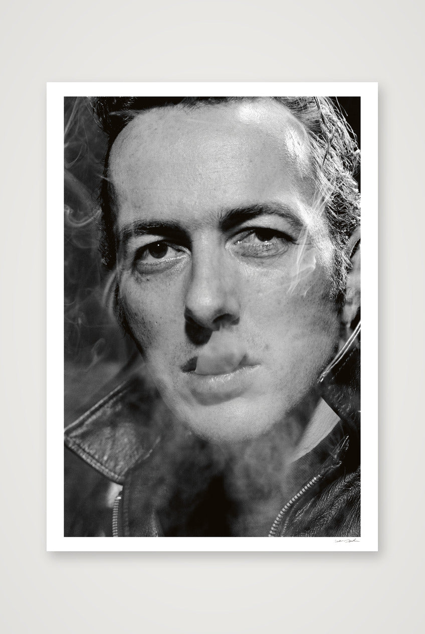  Joe Strummer - The Clash - Hollywood Close Up — A0 (84×119cm, 33×47") Print only