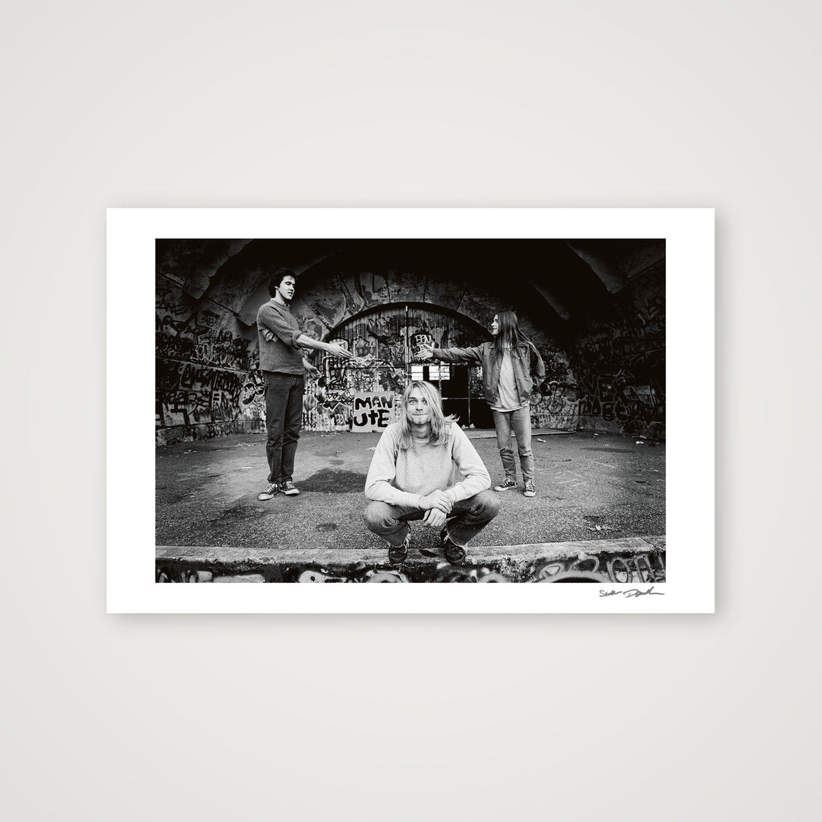 Nirvana – East River Amphitheatre – Portrait 2 — 60×40cm, 24×16" Print only