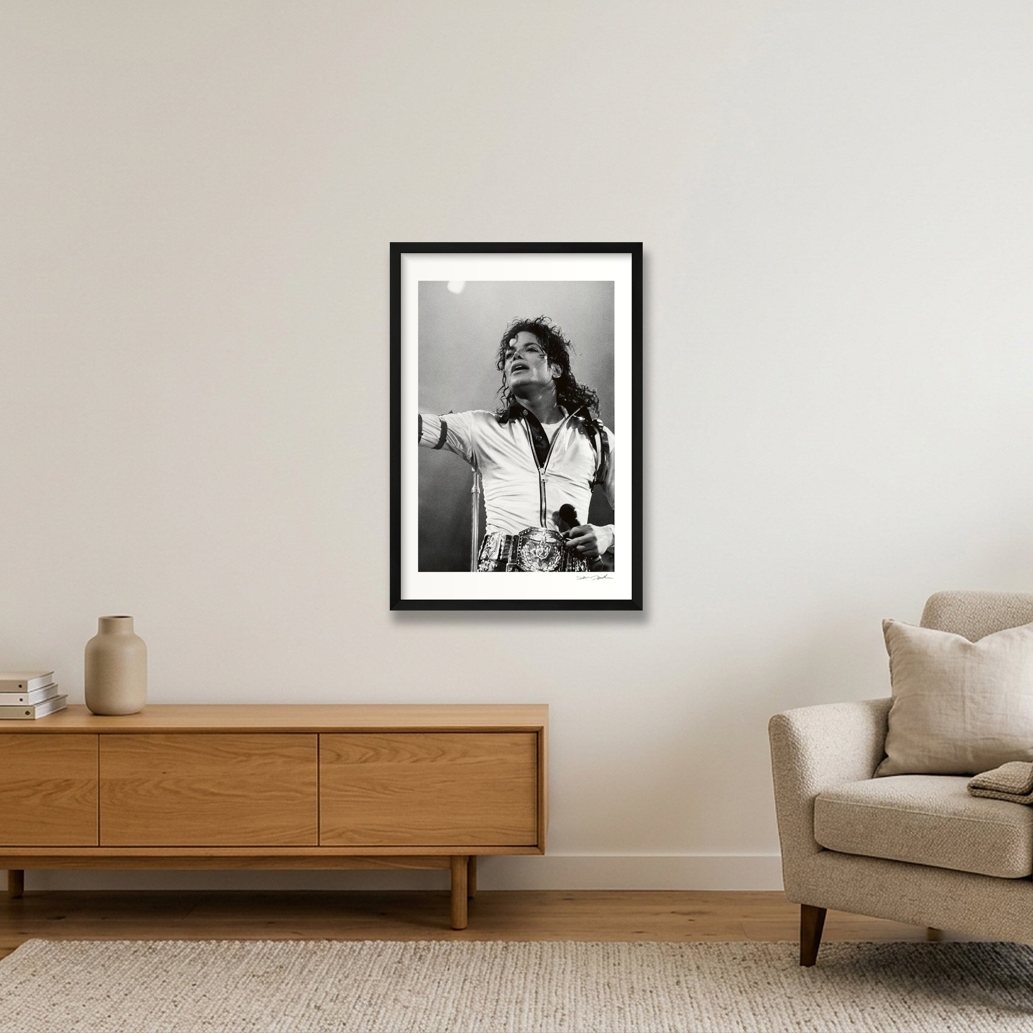 Michael Jackson - Wembley - Roll 11B Frame 10 — 40×60cm, 16×24" Black Frame