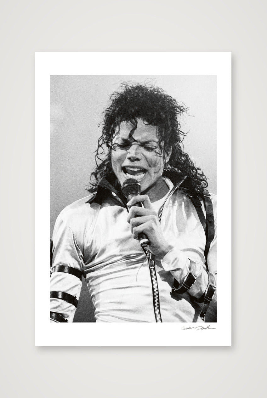 Michael Jackson - Wembley - Roll 11B Frame 17 — 30×45cm, 12×18" Print only