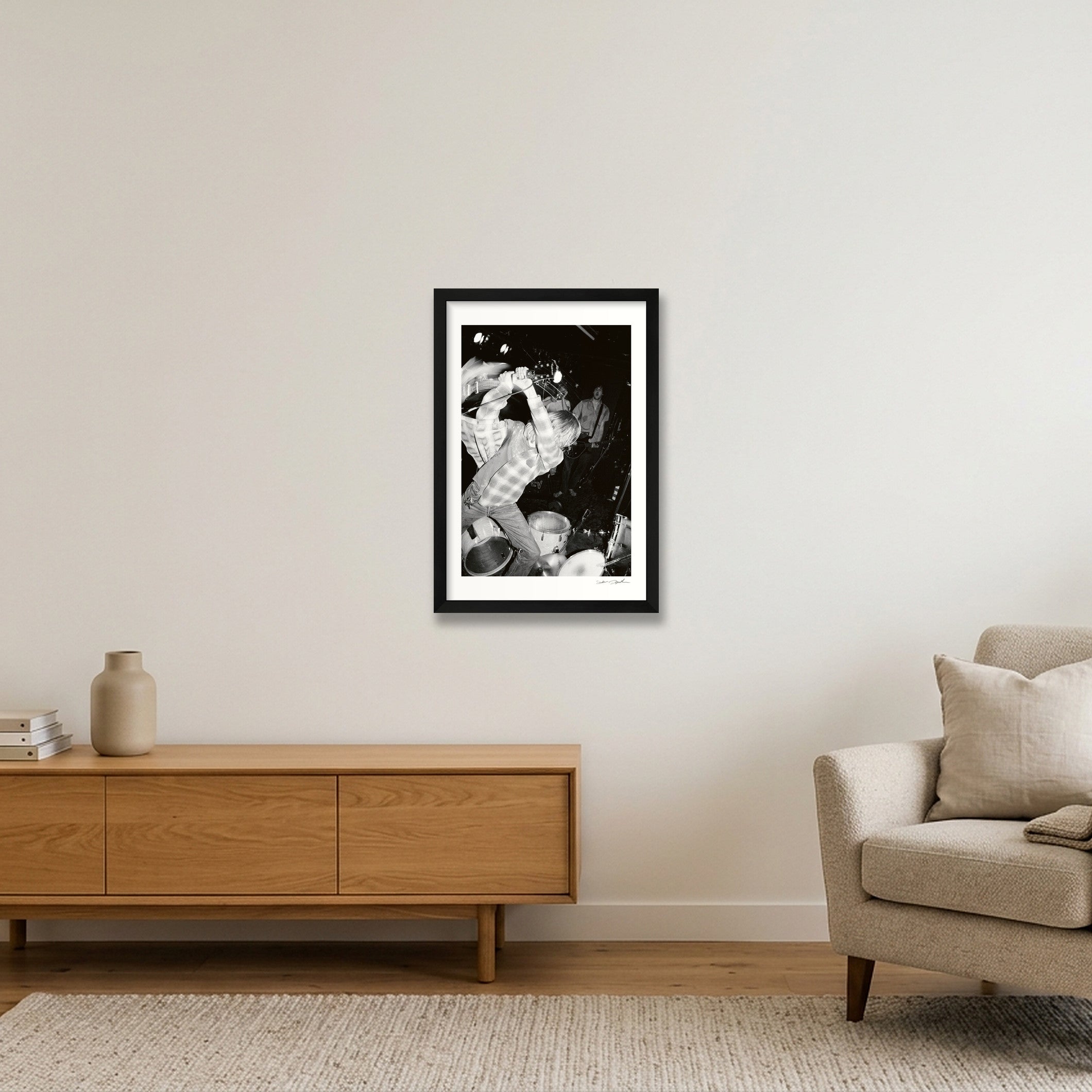 Kurt Cobain - Nirvana - Pyramid Club NYC - The Breaking Point — 30×45cm, 12×18" Black Frame