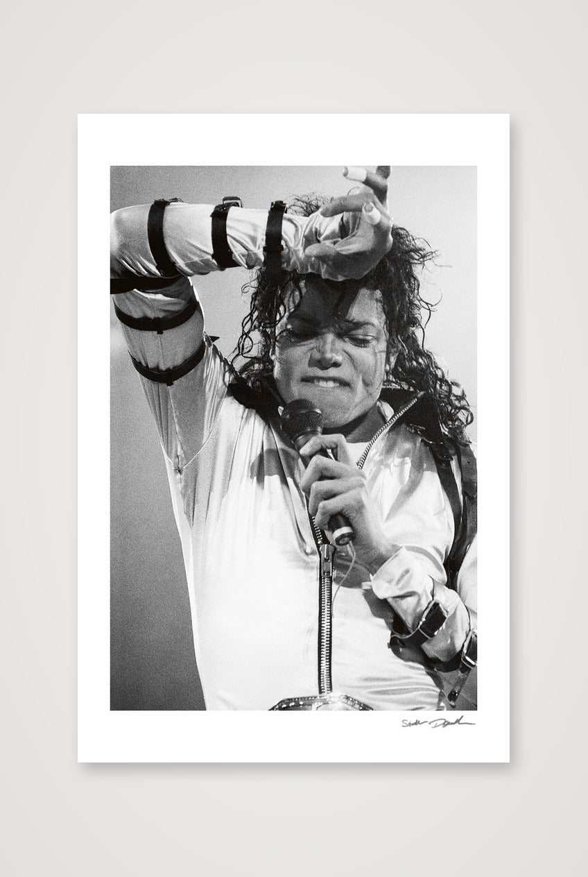 Michael Jackson - Wembley - Roll 11B Frame 16 — 30×45cm, 12×18" Print only